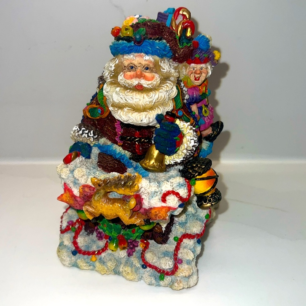 VTG 1997 Crinkle Claus limited edition “Down the Chimney” 659911 possible Dreams